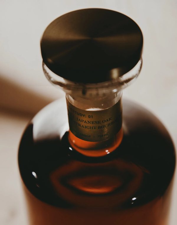 Frank August Case Study 01: Mizunara Japanese Oak Bourbon Whiskey Online Sale